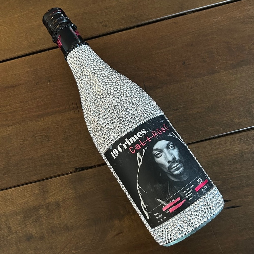 Rhinestone 19 Crimes x Snoop Wine Bottle
